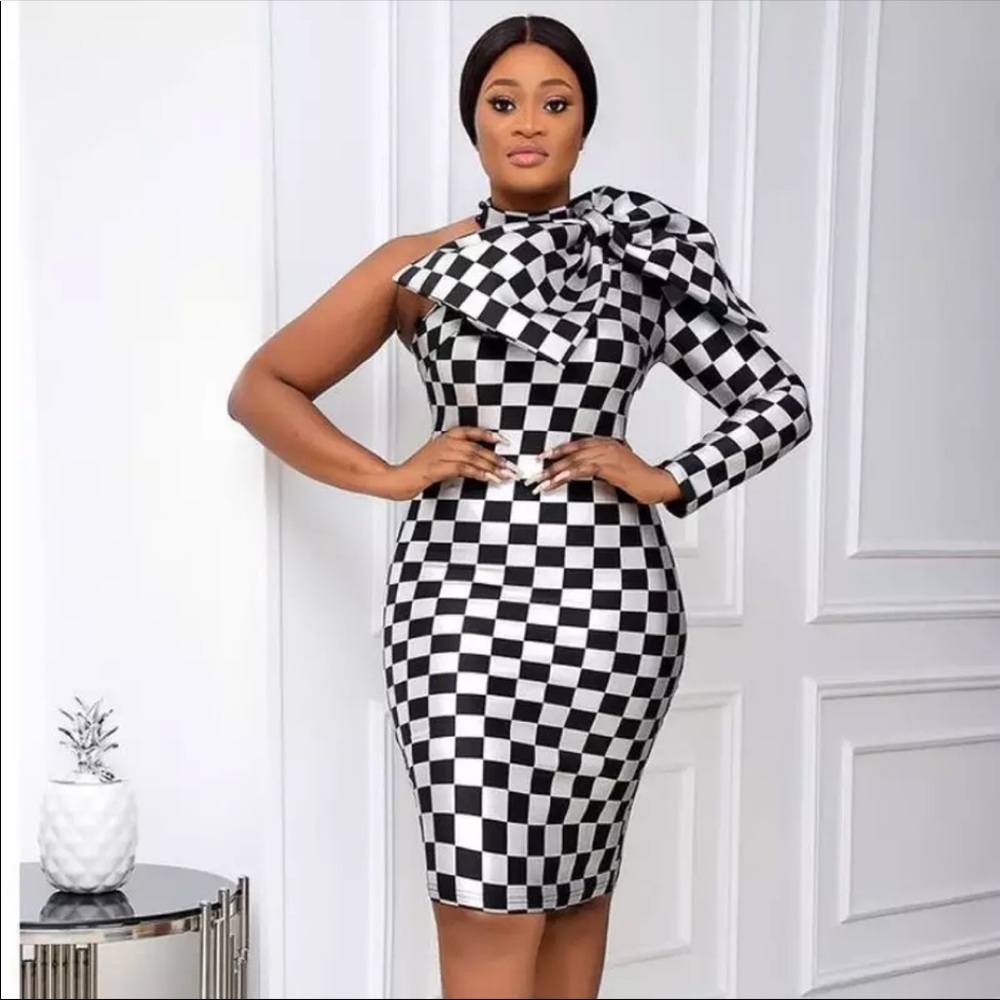 Adrian's Closet offer apparel for women